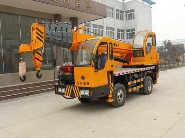 当涂县府区吊车出租公司电话_吊车租赁130T160T200吨吊车出租